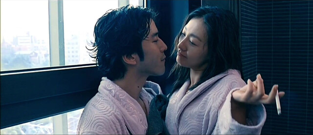 Lee Mi-yeon sexy, Lee Tae-ran sexy - Love Exposure (2007)