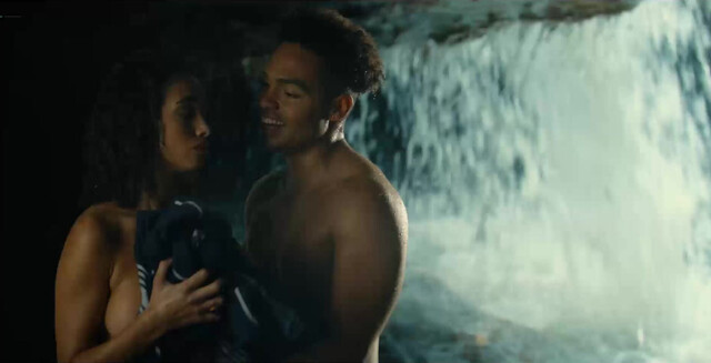 Nicole Wallace sexy, Gabriela Andrada sexy, Eva Ruiz sexy - Our Fault (2025)