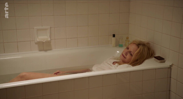 Fabienne Babe nude - Un balcon à Limoges (2025)