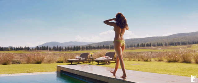 Kiara Advani sexy - War 2 (2025)