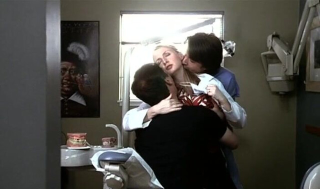 Hope Davis sexy, Robin Tunney sexy - The Secret Lives of Dentists (2002)