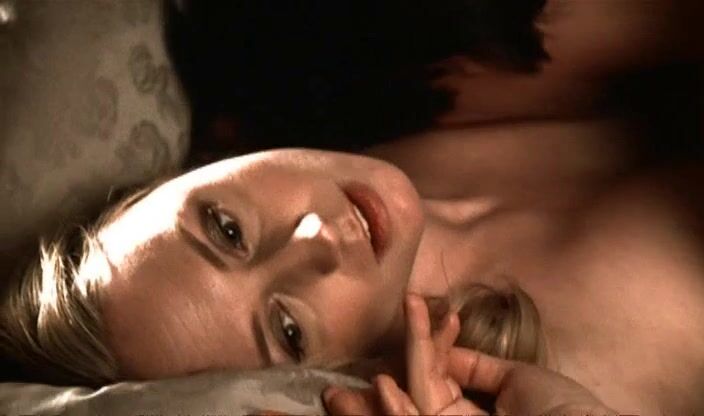 Hope Davis sexy, Robin Tunney sexy - The Secret Lives of Dentists (2002)