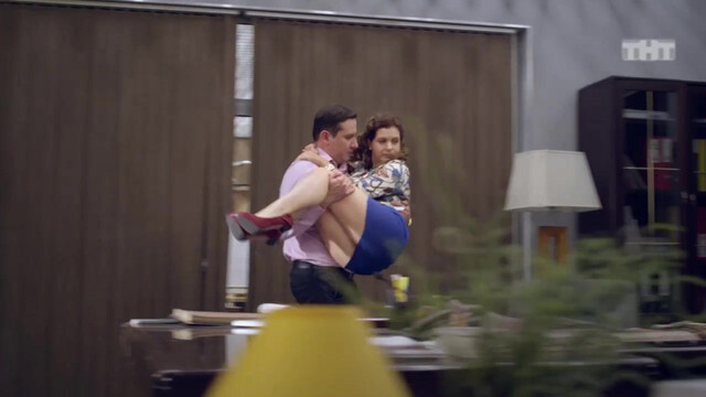 Anastasiya Denisova sexy, Polina Maksimova sexy - Deffchonki s04e40 (2014)