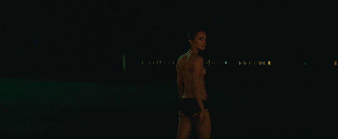 Alicia Vikander nude - Son of a Gun (2014)