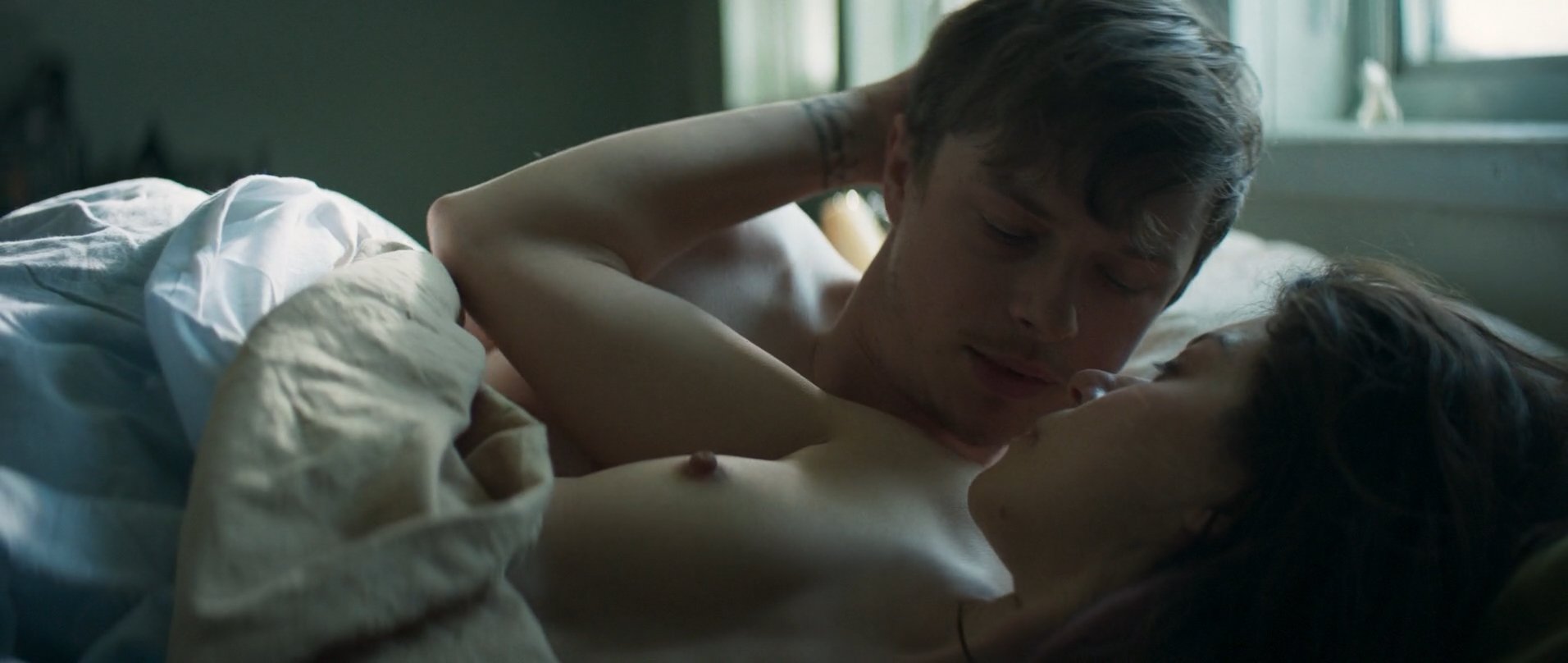 Tatiana Maslany nude - Two Lovers and a Bear (2016)