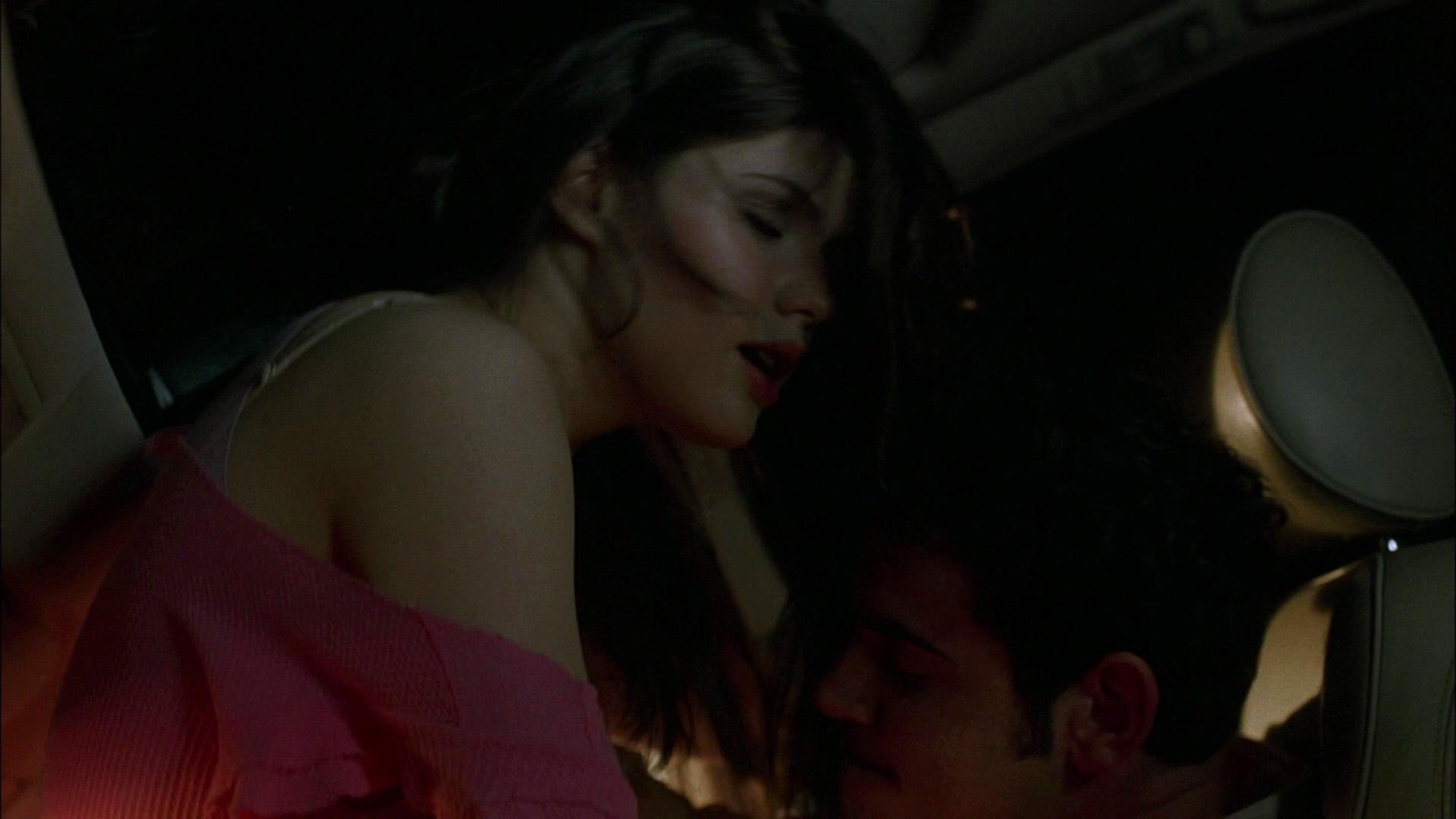 Alexandra Daddario sexy - The Babysitters (2007)