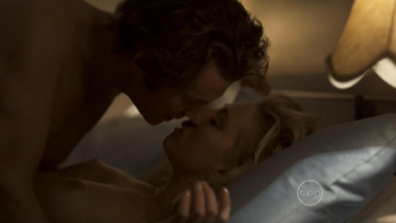 Asher Keddie nude - Hawke (2010)