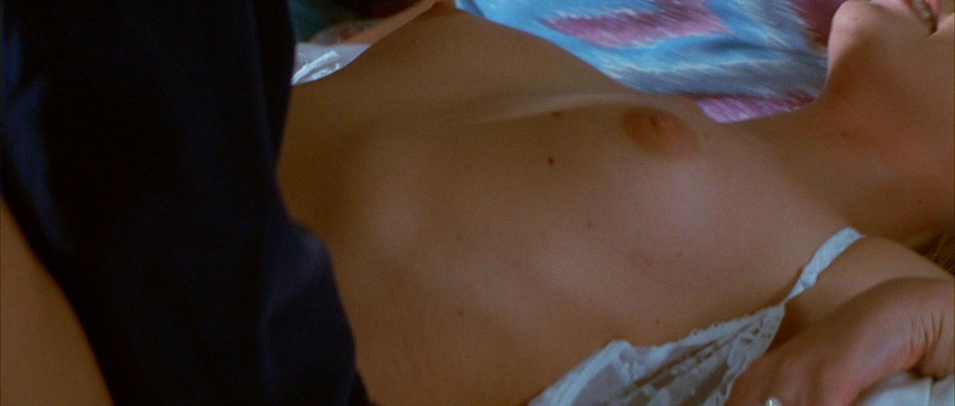 Charlize Theron nude - 2 Days In The Valley (1996)