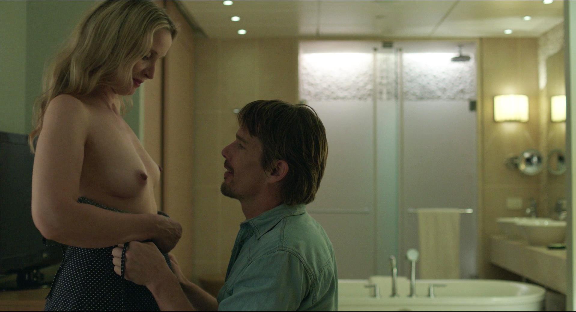 Julie Delpy nude - Before Midnight (2013)