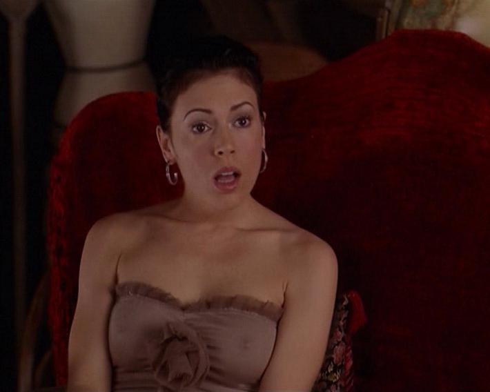 Alyssa Milano sexy - Charmed s07-08 (2004-2006)