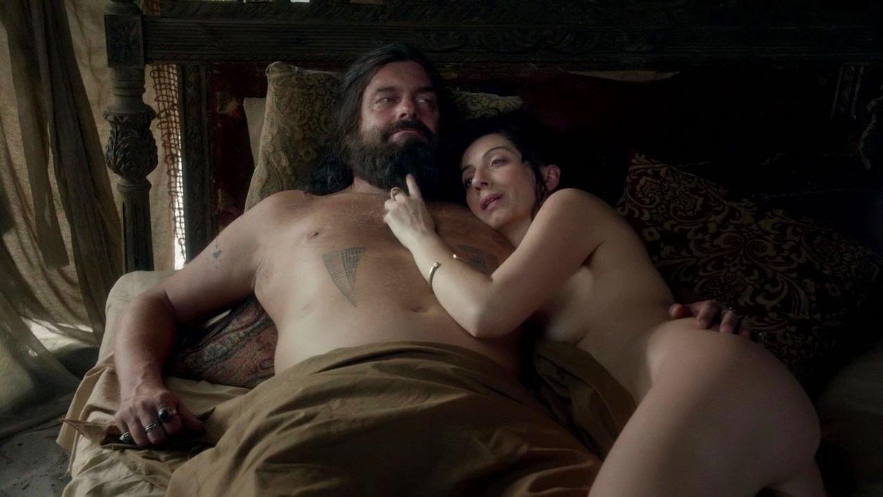 Sylvaine Strike nude - Black Sails s03e06 (2016)