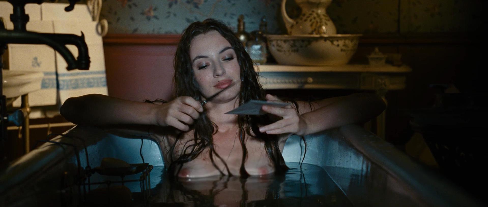 Louise Bourgoin nude - Les aventures extraordinaires d'Adele Blanc-Sec (2010)