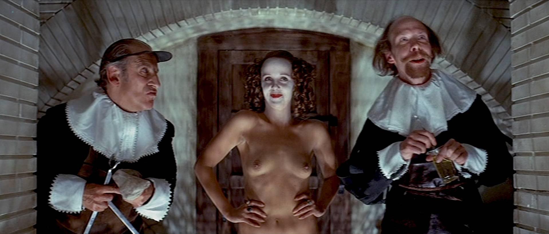 Gemma Jones nude, Georgina Hale nude - The Devils (1971)