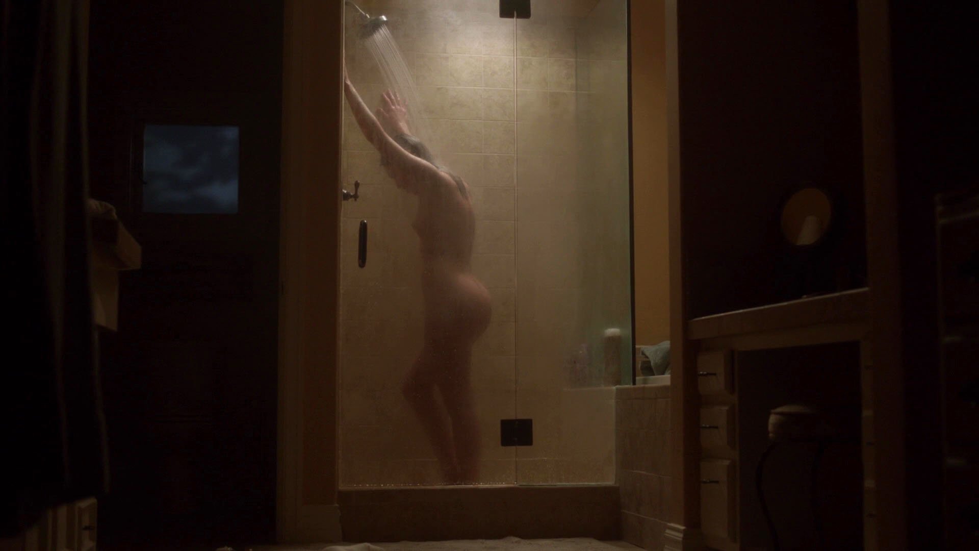 Lili Simmons nude - Ray Donovan s05e03 (2017)