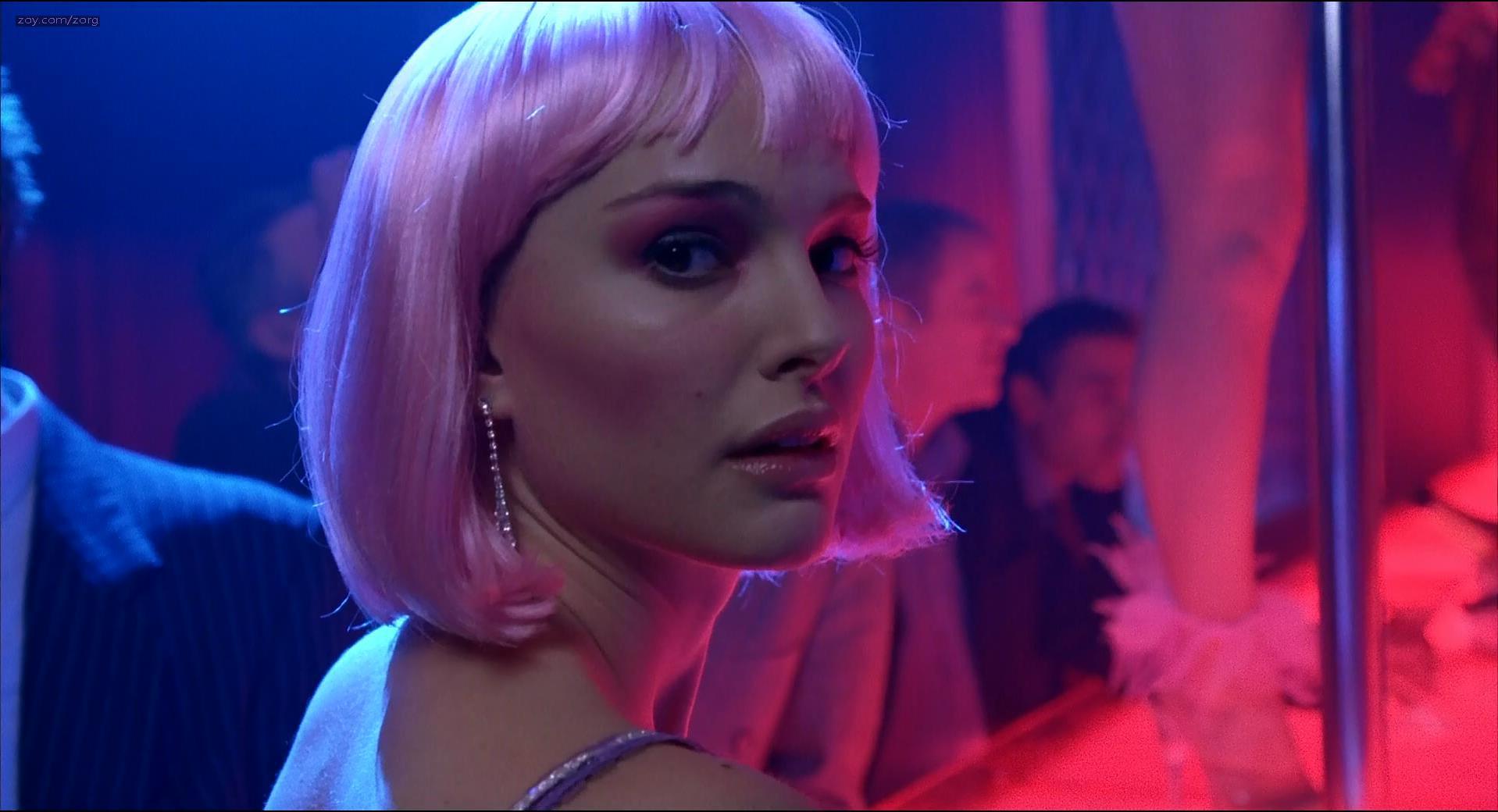 Natalie Portman sexy - Closer (2004)