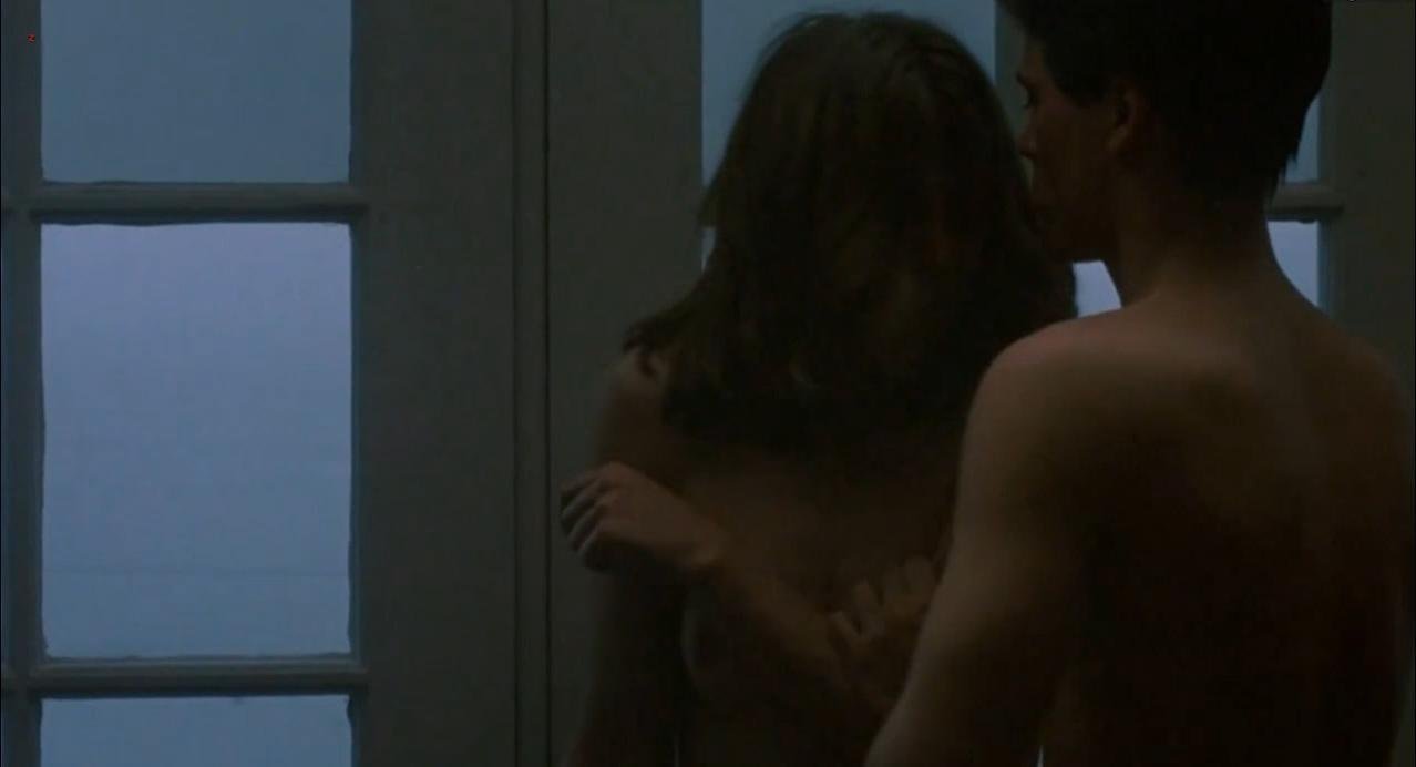 Nastassja Kinski nude - Hotel New Hemshire (1984)