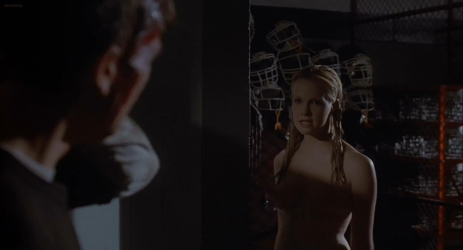 Laura Harris nude - The Faculty (1998)