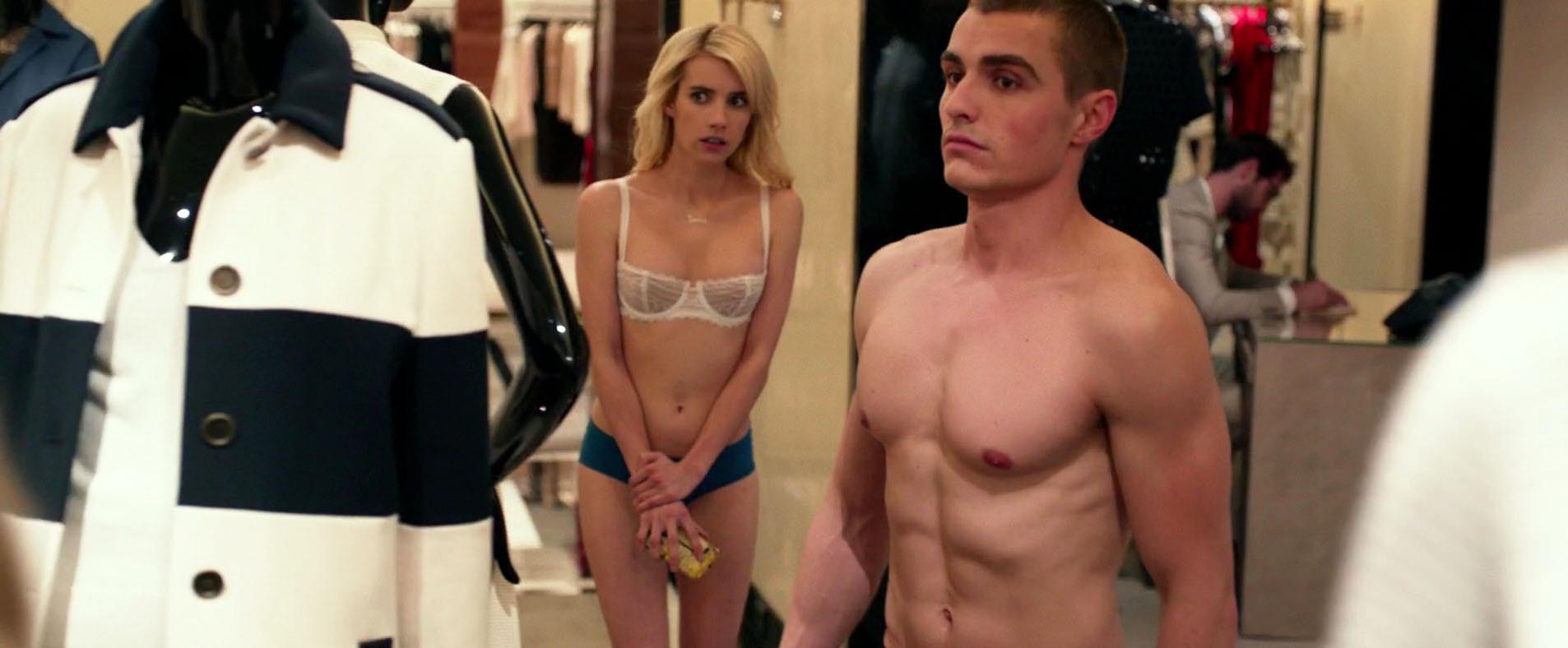 Emma Roberts sexy - Nerve (2016)