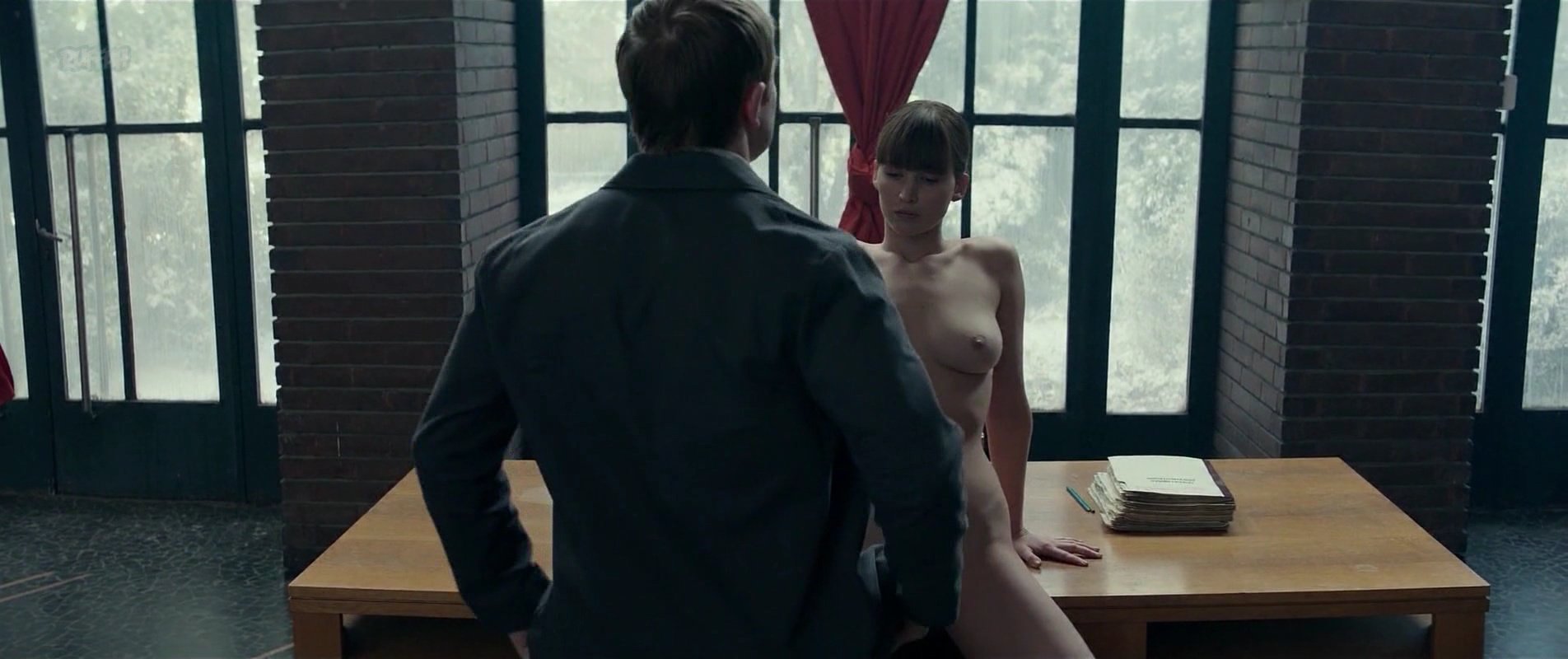 Jennifer Lawrence nude - Red Sparrow (2018)