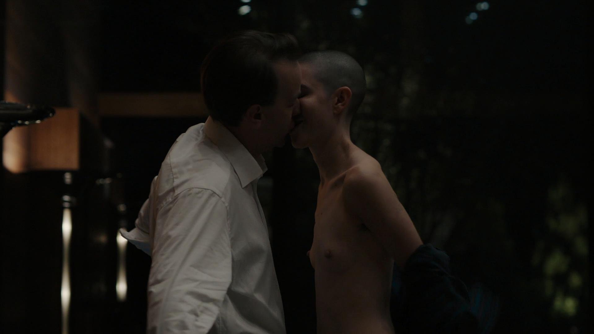 Asia Kate Dillon nude - Billions s03e05 (2018)